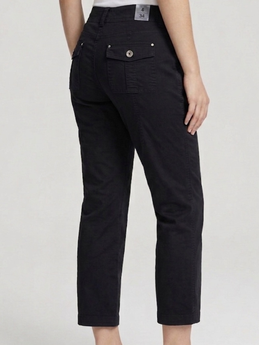 White House Black Market Size 4 Black Utility Crop Pants